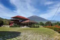 Nusantara Hotel Sembalun Hotels in Sembalun Lawang