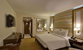 Pearl Continental Hotel, Karachi