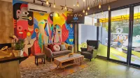 Nine Hotel فنادق في Ilir Timur II