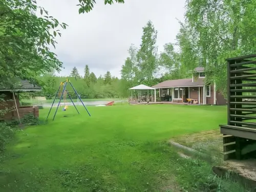 Villa Petra Hotels in Luvia