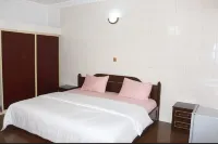 Cute Villa Hotel and Suites