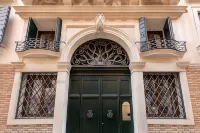 Palazzo Dei Fiori by Room Mate