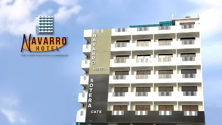 Navarro Hotel Отели рядом с достопримечательностью «Caticlan»