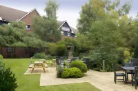 Premier Inn Nottingham West Hotels in Иствуд