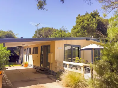 Beachwalk Cottage