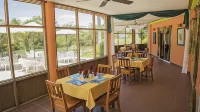 Black Orchid Resort Hotels in Burrell Boom