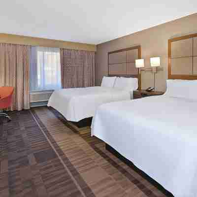 Hampton Inn Waterbury Rooms