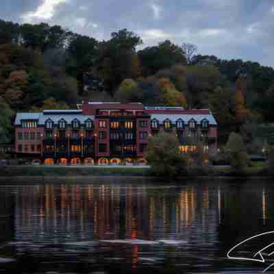 River House at Odette's Hotel Exterior