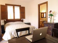 Residenza Locci - Rooms & Apartments