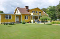 Hotel & Pensionat Björkelund - 2-Sterne