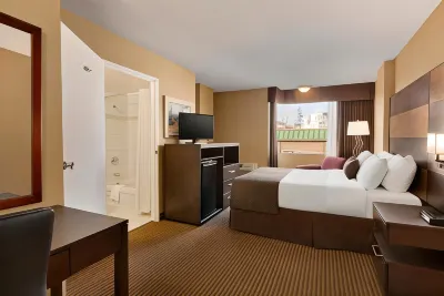 Days Inn by Wyndham Calgary South Các khách sạn gần NB Anderson CTrain Station
