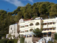 Haravgi Hotel Hotels in Votsi