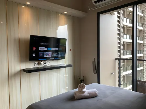 Joey Studio at Sky House Apartment BSD Hotel di Cisauk