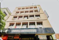 Hotel Vashistha