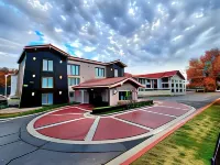 La Quinta Inn by Wyndham Fresno Yosemite フレズノ・パシフィック大学周辺のホテル