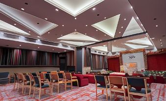 홀리데이 인 익스프레스 앤드 스위트 자이푸르 고팔푸라 바이 IHG