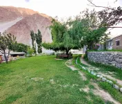Gulmit Tourist Inn