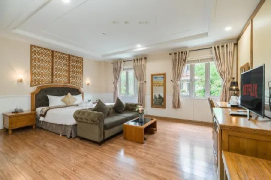 Bali Hotel Отели рядом с достопримечательностью «Выставка и конвенционный центр Сайгон»