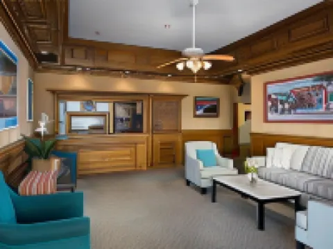 グレンモア プラザ ホテル アバロンのホテル