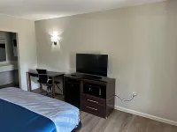 Oakwood Inn