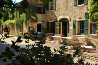 La Treille Muscate Hotels in Allex