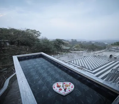 360 South, Khandala Hotels in Kune N.m.
