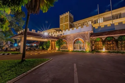 Protea Hotel Dar es Salaam Courtyard
