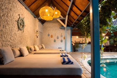 屋外プール プリマ コテージの写真