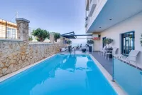 Alexis Hotel - 2-نجوم