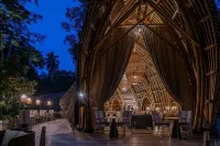 Sundy Praia - Principe Collection Hotels in Pague