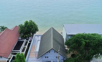 Gao Bee One Beach Club