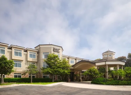 West Inn & Suites Отели в г. Карлсбад