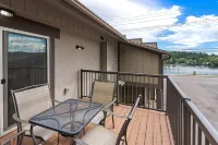 Glieden Lodge Luxury Condo @ the Historical Grand View on Bigfork Bay