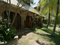 Ravenala Resort