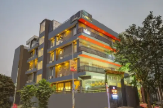 Hotel the York - Couple-Unfriendly Hotel