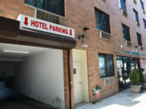 Corona Hotel New York - LaGuardia Airport Hotels near 111th Street