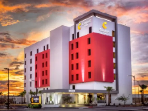 コンフォート イン エルモシヨ アエロプエルト エルモシージョのホテル