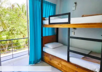 Theppahrak Hostel Khaolak Hotels in 