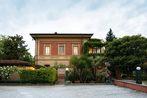 Villa Belverde Boutique Hotel Hotels in Carrara