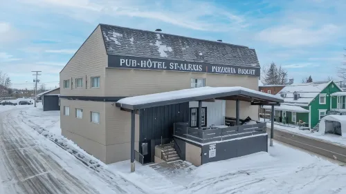 Hôtel St-Alexis - parking