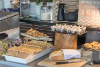 Travelodge Hotel Hobart - breakfast