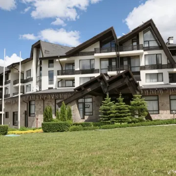 Aspen Golf and Ski Resort