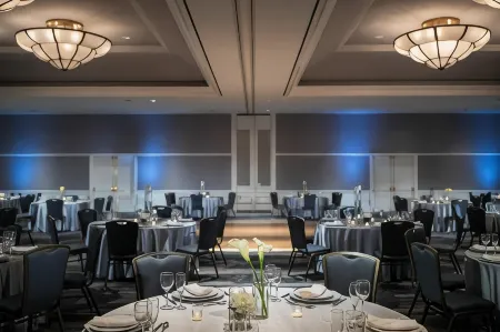 Renaissance Concourse Atlanta Airport Hotel