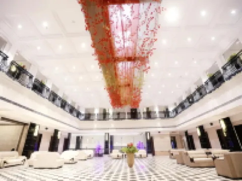 Venizia Sarovar Portico Hotels in North Delhi