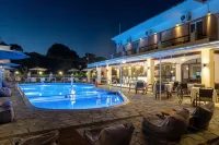 Maltezos Hotel - Pools