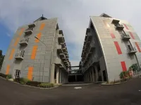Hotel Grand Mutiara Hendra Mart 주변 호텔
