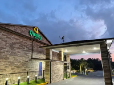 Quality Inn Crestview I-10 Eglin AFB Area Hotels in Crestview