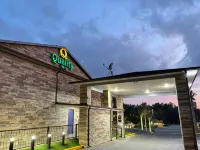 Quality Inn Crestview I-10 Eglin AFB Area