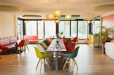 Ibis Styles Lyon Sud Vienne Отели в г. Серезен-дю-Рона