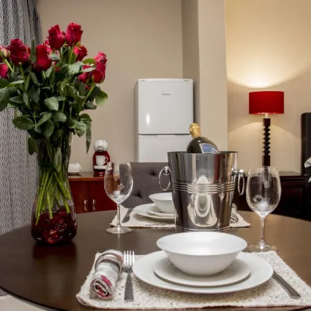 Airport Gardens Boutique Hotel